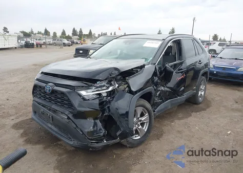 2022 Toyota Rav4 Hybrid Xle z USA, uszkodzony, nr VIN 2T3RWRFV7NW142071